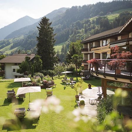 Hotel Theresia San Leonardo in Passiria Exterior foto